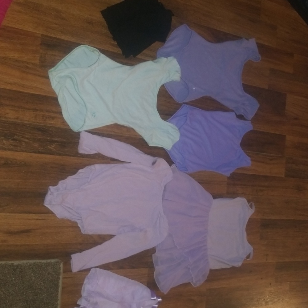 Lot of girls leotards fit size 8/10